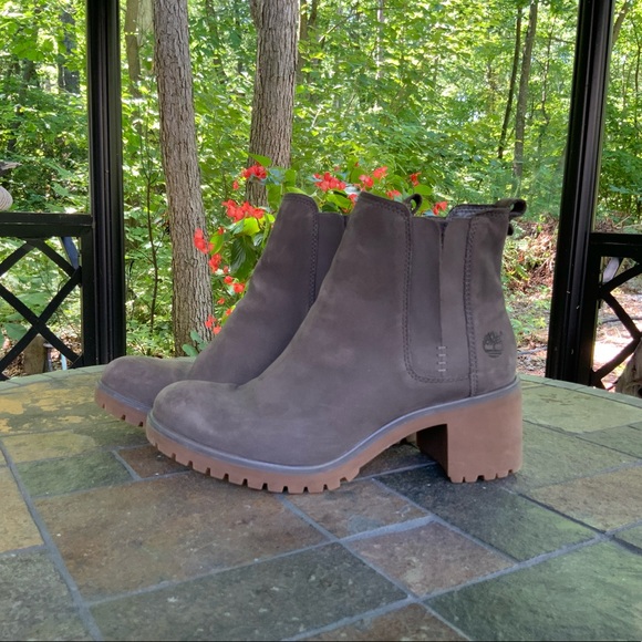 Genuine Leather Timberland Boots size 8 - Picture 2 of 9